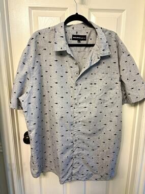 Molokai Surf Co. Men’s 2XL Gray Black Shark Print Woven Button-Up Surf Coastal